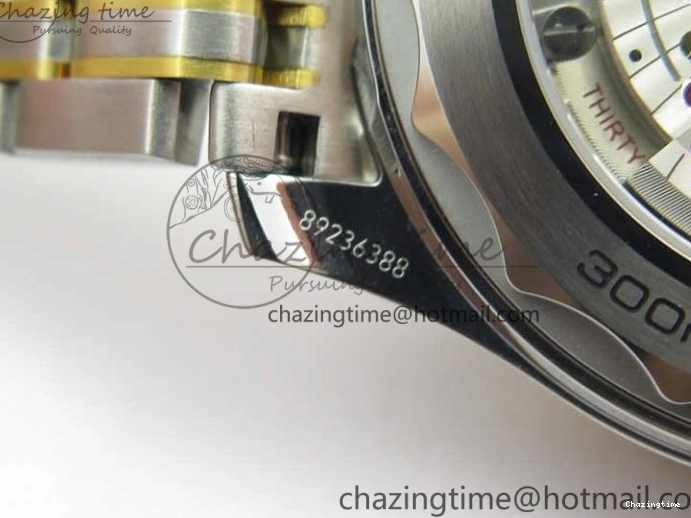 1103 MultiPurpose 2018 Seamaster Diver 300M SS YG VSF 1:1 Best Edition YG Bezel Black Dial on SS YG Bracelet A 7937